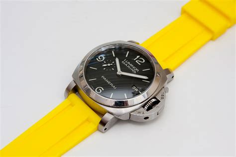 yellow strap horus panerai|PANERAI .